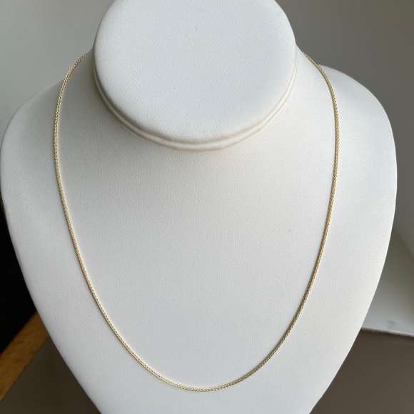 14K Yellow Gold 1.4mm Round Wheat Chain 20" inches - Picture 7 of 8